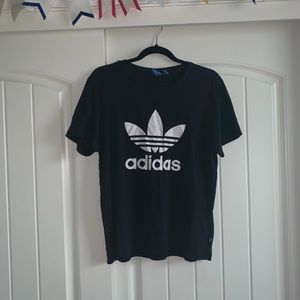 Adidas logo tee-shirt